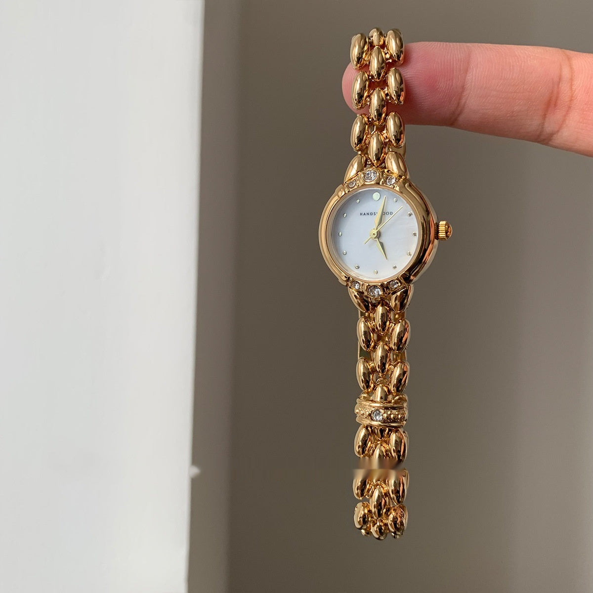 Luxury Retro Quartz Watch