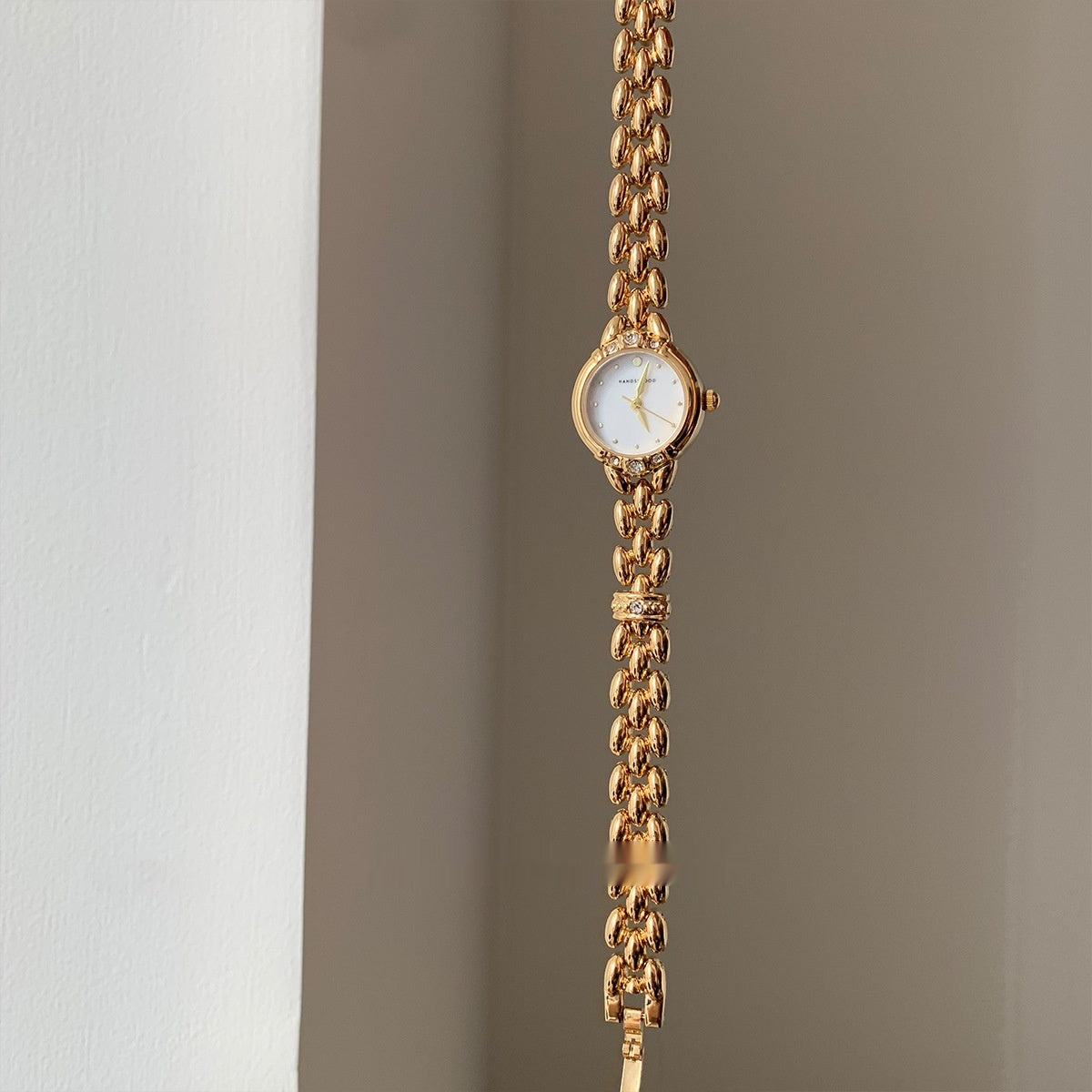 Luxury Retro Quartz Watch